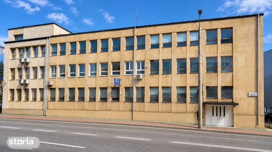 Spațiu comercial, de 850 mp, în Central