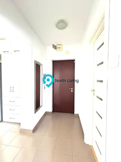 Apartament cu 3 camere semidecomandat, mobilat în Titan