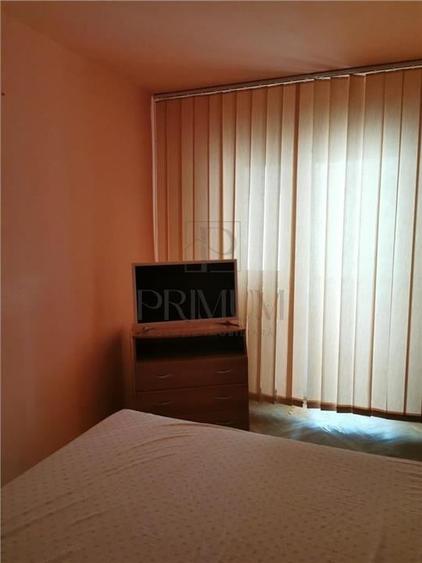 Apartament cu 3 camere decomandat în Simion Bărnuțiu