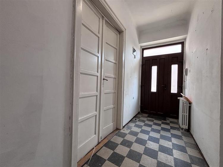 Apartament cu 2 camere nedecomandat în Ultracentral