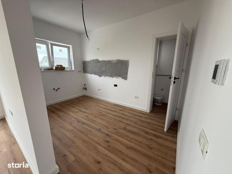 Casă cu 4 camere în Central