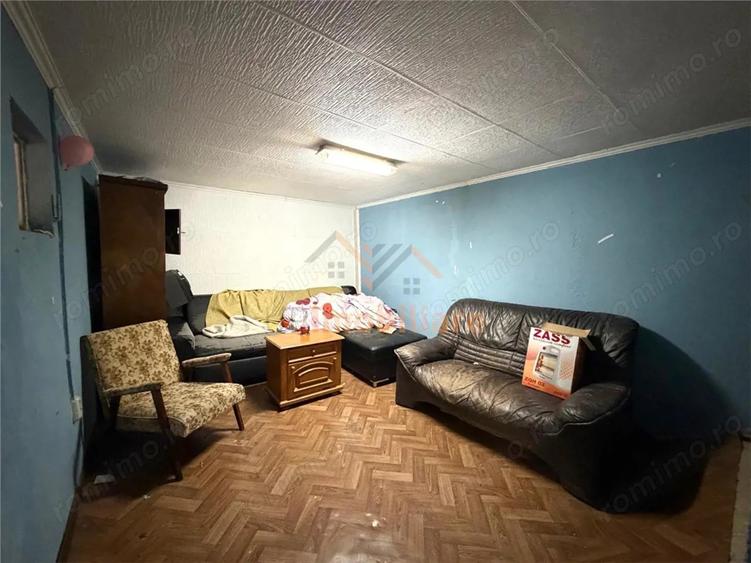 Casă cu 3 camere cu Teren 620 Mp în Santăul Mare