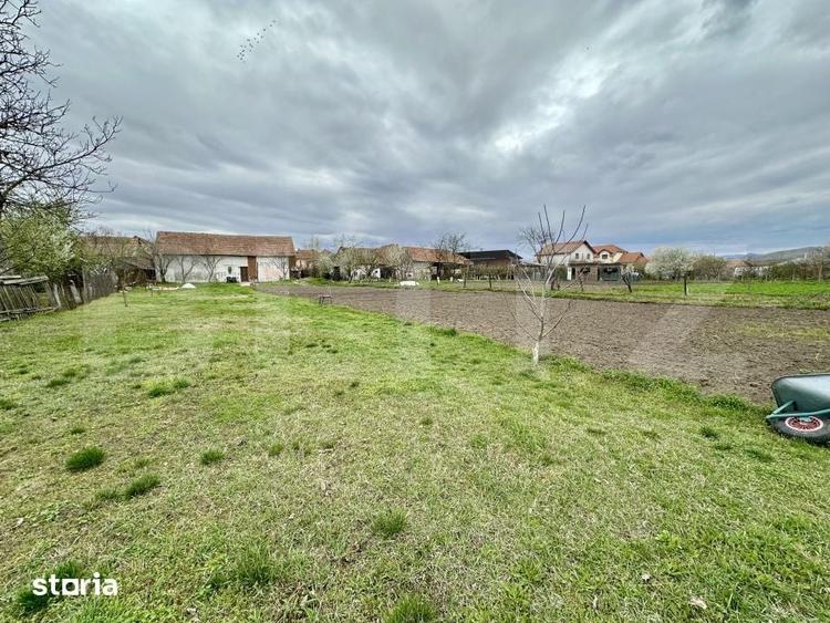 Casă cu 3 camere cu Teren 2769 Mp în Sântimbru
