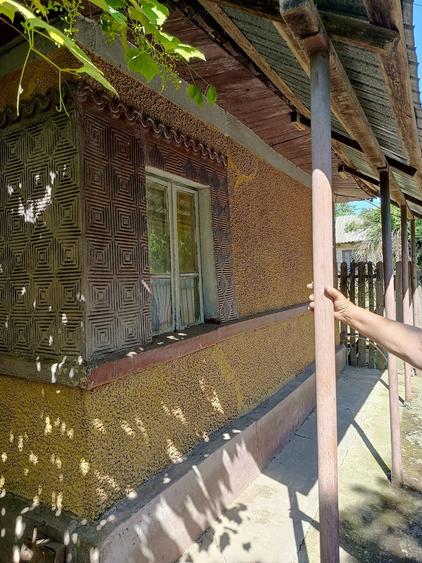 Casă cu Teren 2500 Mp în Rași