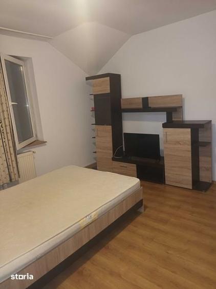 Garsonieră decomandată în Ștrand
