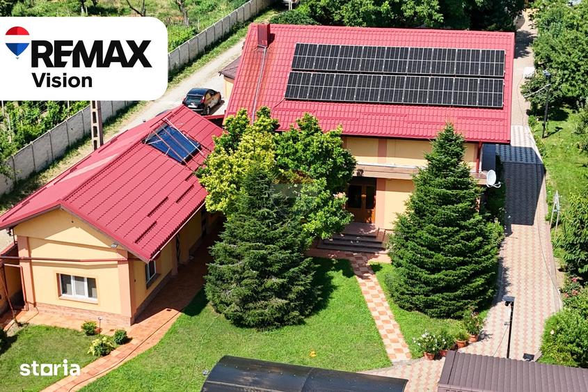 Casă cu 8 camere cu Piscina în Castranova