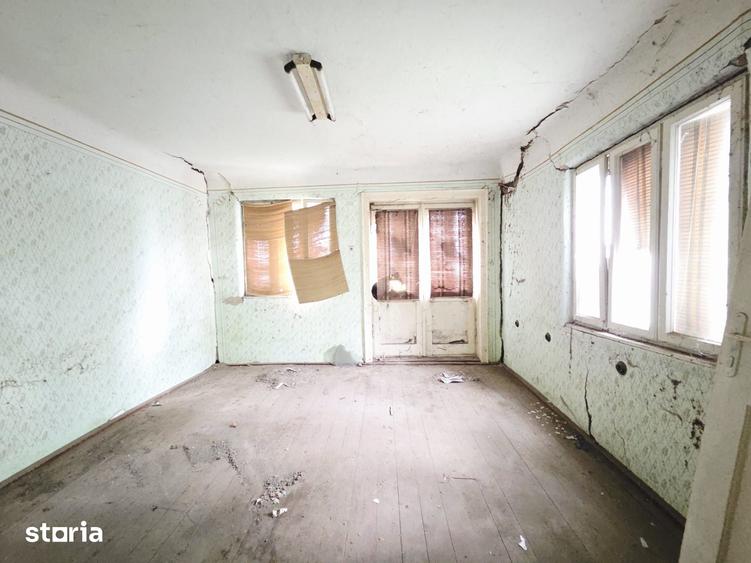 Casă cu 3 camere cu Teren 585 Mp în Tudor Vladimirescu