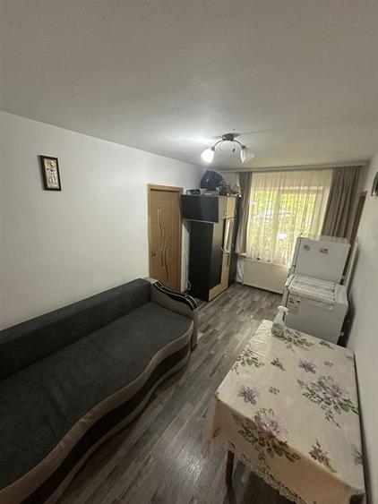 Apartament cu 2 camere semidecomandat, mobilat în Tătărași — fotografia 3