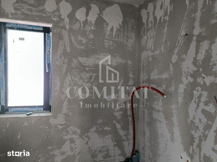 Casă cu 4 camere cu Teren 300 Mp în Luna