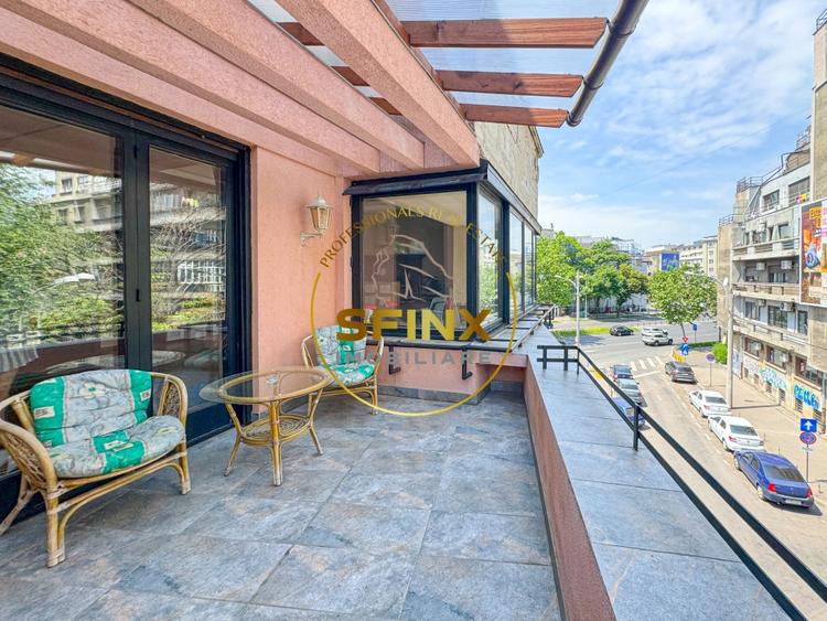 Apartament cu 5 camere decomandat în P-ța Romană