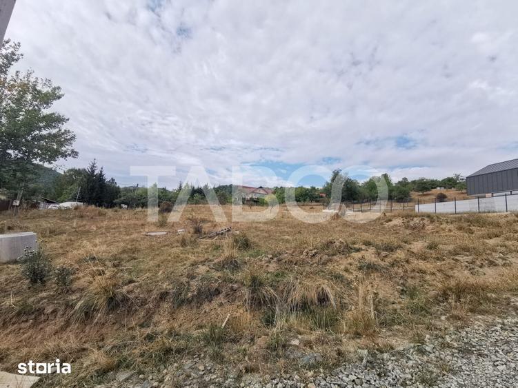 Teren intravilan 914 mp cu autorizatie de construire in Cisnadioara - 2