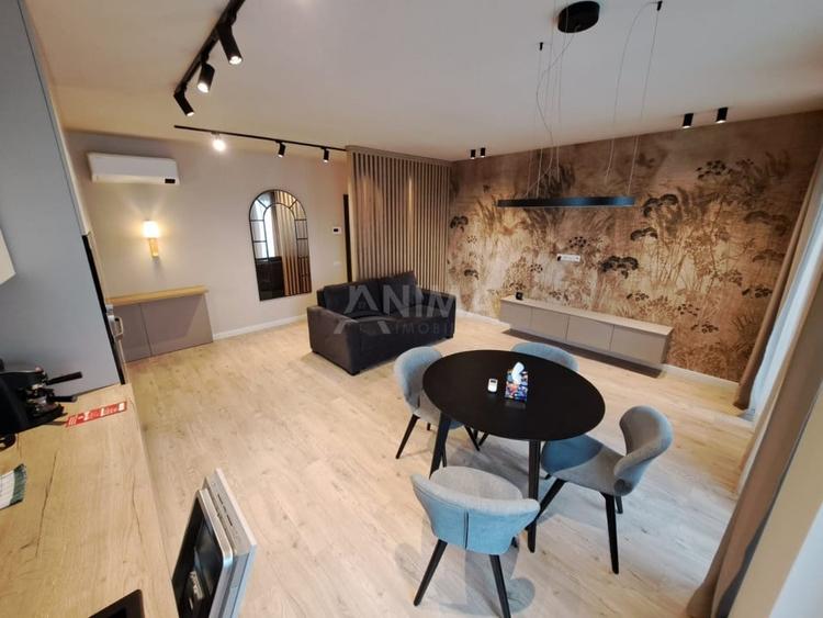 Apartament cu 2 camere semidecomandat, mobilat în Zorilor