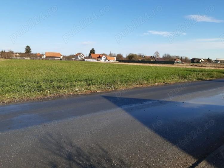 Teren de 2325 mp, în Lunca Calnicului
