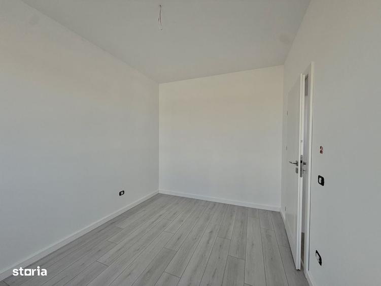 Casă cu 4 camere în Giroc
