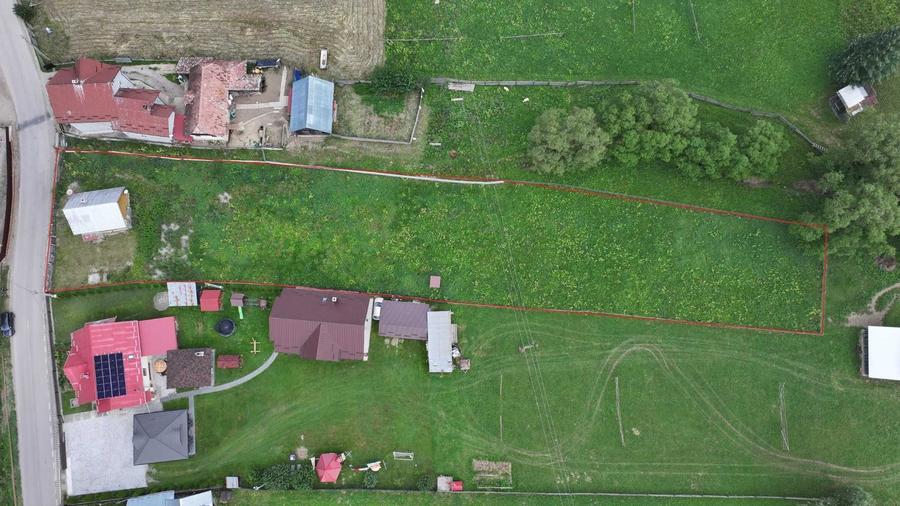 Teren 2.870 mp langa Partia Rarau, 2.310 mp intravilan + casa 51 mp - 5