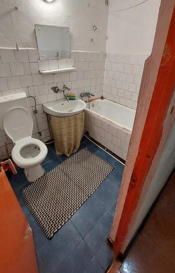 Garsonieră decomandată în Central