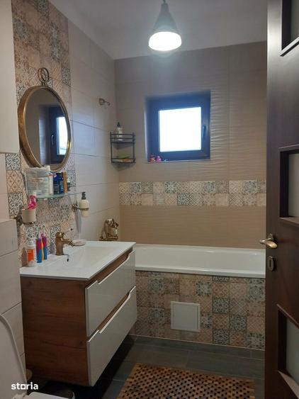 Apartament cu 3 camere în Băneasa