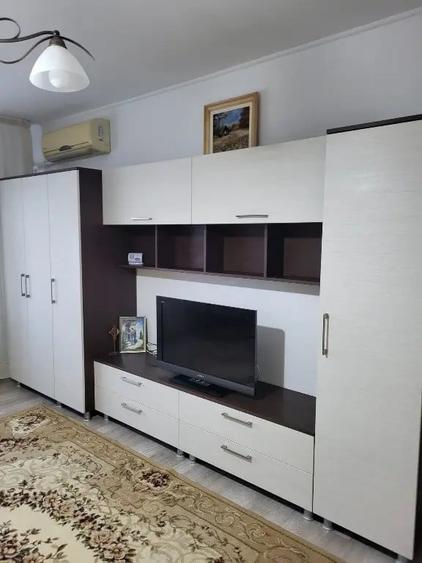Garsonieră decomandată în Tătărași