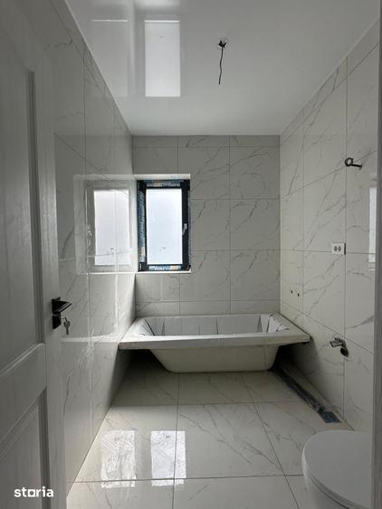 Apartament cu 2 camere nedecomandat în Podul de Piatră