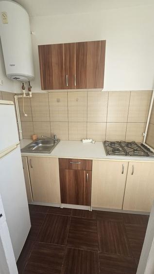 Garsonieră semidecomandată în Vest