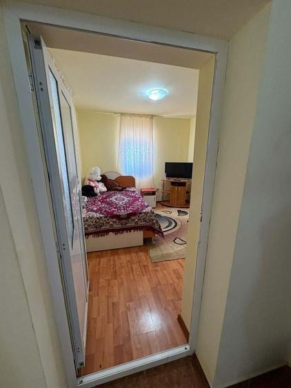 Casă cu 3 camere în Surdila-Greci