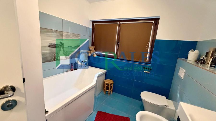 Casă individuală cu 5 camere cu Piscina în Dorobanților