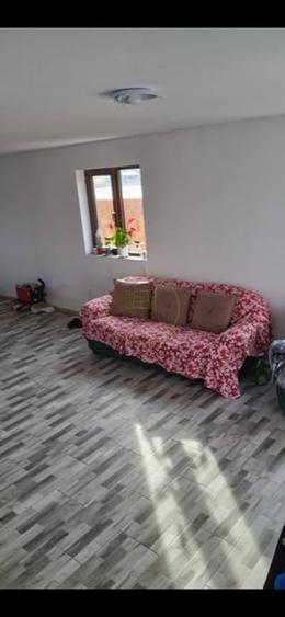 Casă individuală cu 5 camere cu Canalizare în Exterior Nord