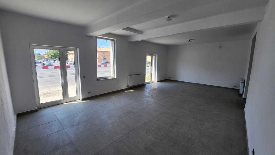 Spațiu comercial, de 65 mp, în Vladimirescu