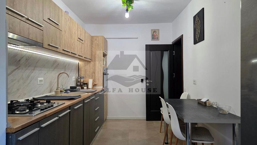 Apartament cu 3 camere decomandat, mobilat în Răcădău