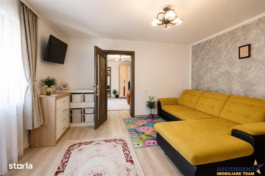 Casă cu 4 camere în Sânpetru