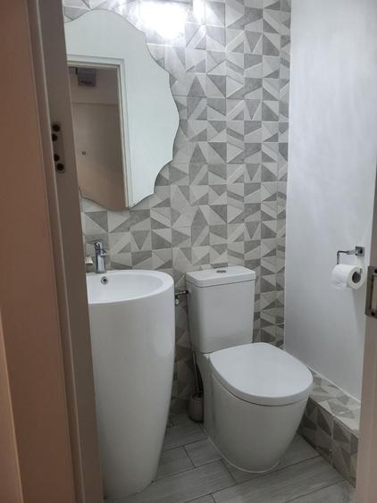 Apartament cu 3 camere decomandat în Casa de Cultură