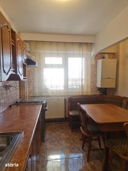Apartament 3 camere, doua balcoane , central Pitesti - 12