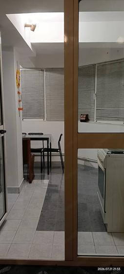 Apartament cu 3 camere decomandat în Faleza Nord
