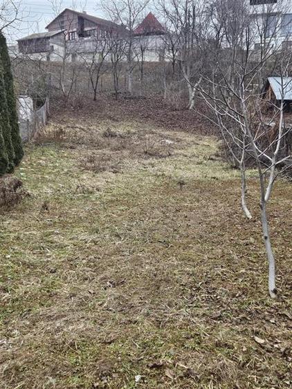 Teren intravilan de 949 mp, în Central