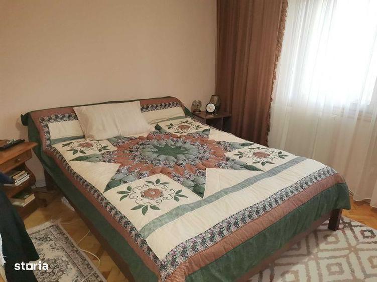 Apartament cu 4 camere decomandat în Traian