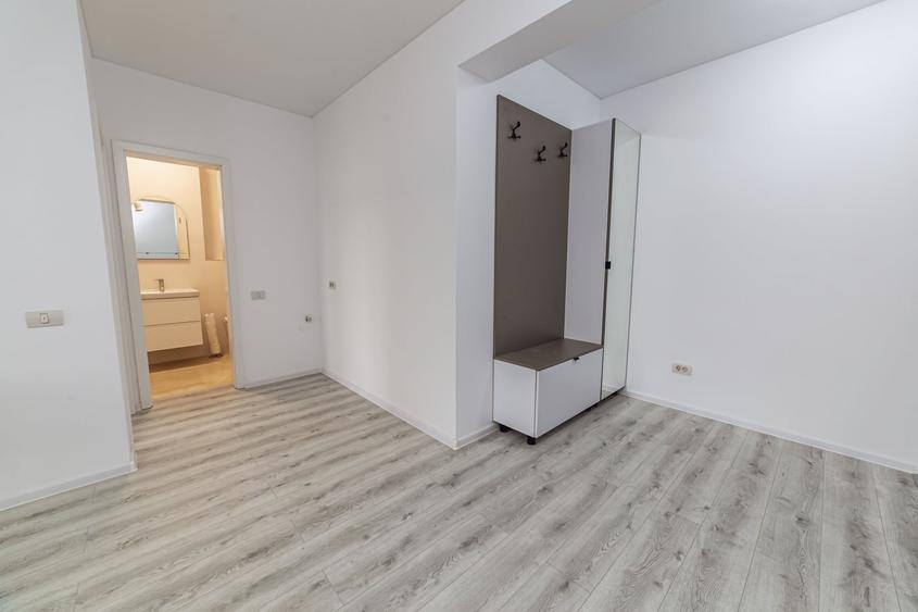 Apartament cu 2 camere semidecomandat, mobilat în Sălaj