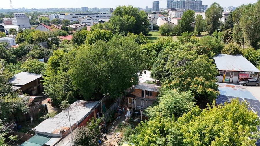 Teren Construcții intravilan de 833 mp, în Vitan