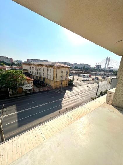Apartament superb, din beton armat, la 10 minute de piață Victoriei de închiriat - 10