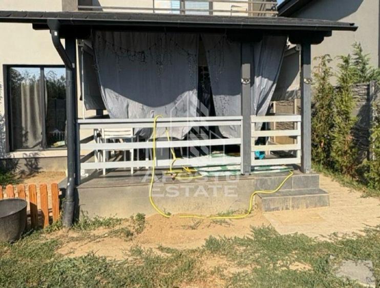 Casă cu 4 camere cu Teren 350 Mp în Ghiroda