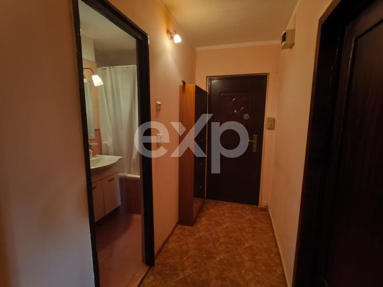 Apartament cu 2 camere nedecomandat în Vitan Mall