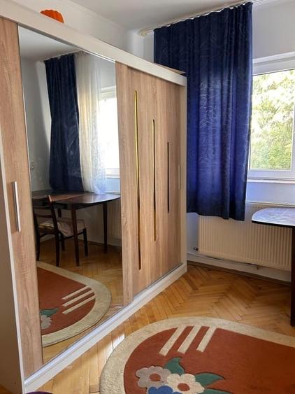 Apartament cu 2 camere semidecomandat, mobilat în Girocului