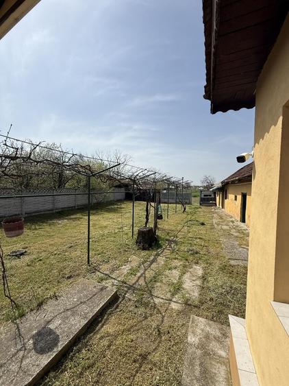 Casă cu 2 camere în Pielești