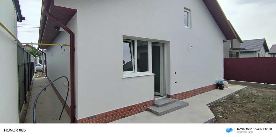Casă cu 3 camere în Cazasu