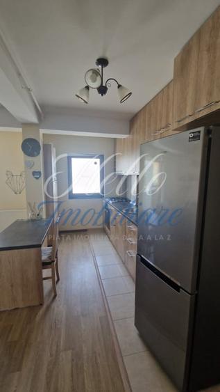 Apartament cu 2 camere semidecomandat, mobilat în Florești