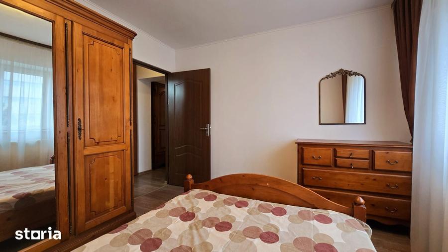 Apartament cu 3 camere în Central