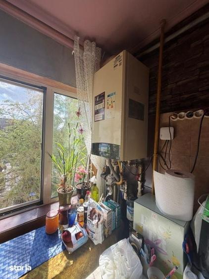 Apartament cu 2 camere semidecomandat în Craiovița Nouă