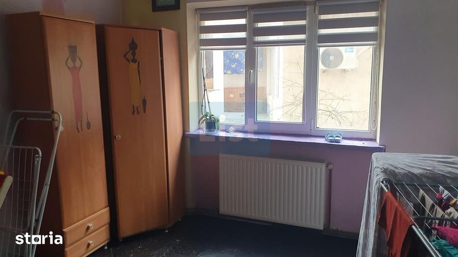 Apartament cu 3 camere decomandat în Central