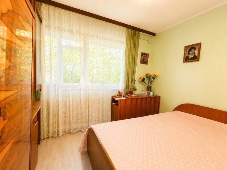 Apartament cu 4 camere decomandat, mobilat în City Park Mall