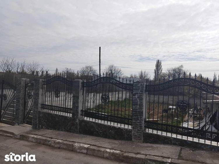 Casă cu 2 camere cu Teren 750 Mp în Mogoșoaia