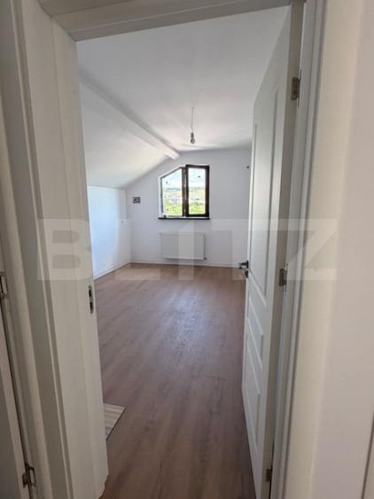 Casă cu 4 camere cu Teren 618 Mp în Central